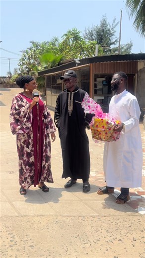 Rugs Bae has generously presented special gifts to our CEO, Mr. Ibrahim Jawara, as part of her yearly Ramadan Sadaqah, bringing smiles to those observing the holy month of fasting. May Allah continue to reward CEO RugsBae and her entire team for this compassionate gesture. Their kindness truly makes a difference during Ramadan 🤲✨ @Rugs- bae#001