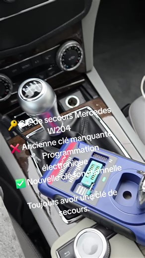 Clé perdue ❌ Programmation ➜ OK ✅ Mercedes W204 🔧 #Mercedes #W204 #cléauto #programmationcle #autoelectronique