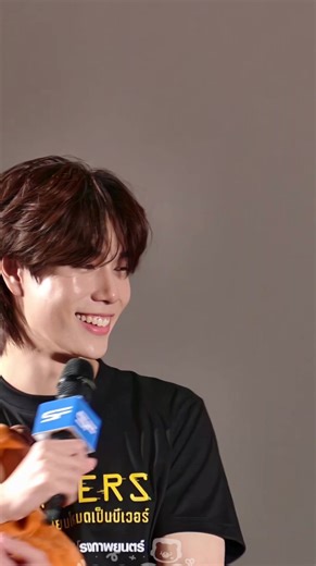 Hình ảnh con 🦎🇹🇭 thấy trai xinh là sáp sáp dô dị á, làm cái gì kobt nữa, bộ tính dụ dỗ trai nhà lành hả gì 😃🫵 #pondphuwin #pondphuwinisreal #pondphuwinedit #gmm