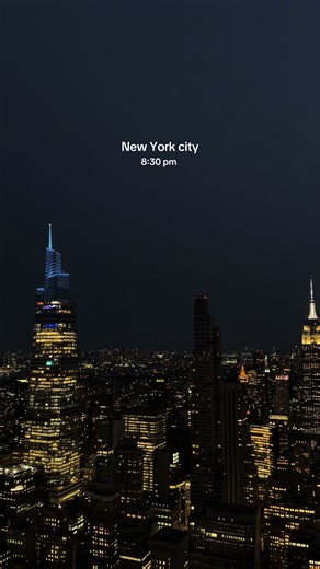 The city lights up 🗽🏙️🌟 📍top of the rock follow me for more nyc video #newyorkcity #newyorkatnight #newyorklights #newyorkview #topoftherock