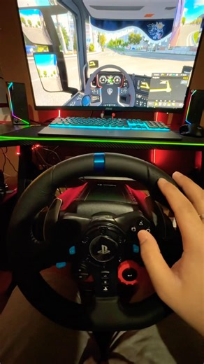 Force feedback on my logitech G29 steering wheel. #trucksimulator #trucksim #ets2 #g29 #simulator