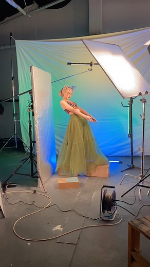 Meryem Can | Opps I did it again🤷🏼‍♀️ #modelchallenge | Instagram