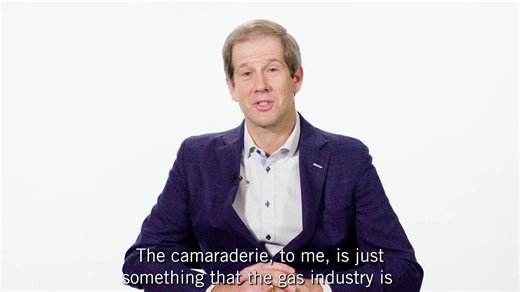 Investing in #RNG facilities, blending #hydrogen and expanding #natgas energy efficiency programs are just a few things that have Duke Energy’s Senior Vice President, Natural Gas Unit, Sasha Weintraub, excited about the future of his company and the industry. In this edition of #LearningfromLeaders, hear what Sasha is passionate about and more. | American Gas Association | Facebook