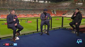 "You were the only right back at the club" 🤣 Gary Neville must be thankful Roy Keane wasn't his manager during his Man Utd days or he would have been on the bench more than he'd hope 😬 | Soccer AM