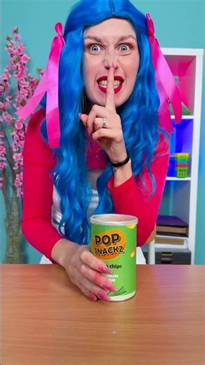 ¡LA BROMA DE LAS PAPAS FRITAS FALSAS EN CLASE! 😂🍟