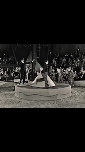 #CharlieChaplin #ChaplinStyle #SilentComedy #ClassicComedy #VintageComedy #PhysicalComedy #MimeActing #NoDialogue #ComedyActor #FunnyVideo #ComedySkits #UniversalHumor #GlobalComedy #WorldComedy #InternationalComedy #TikTokViral #ViralVideo #TrendingNow #ForYou #ForYouPage #FYP #ExplorePage