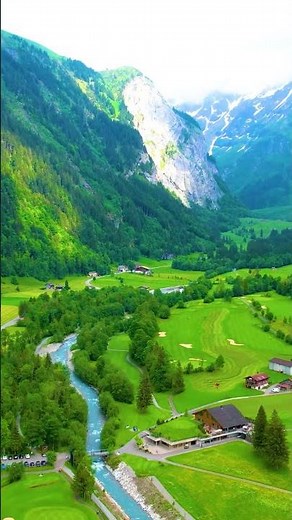 Switzerland 4K UHD 🇨🇭 Majestic Alps, Alpine Villages & Peaceful Mountain Landscapes