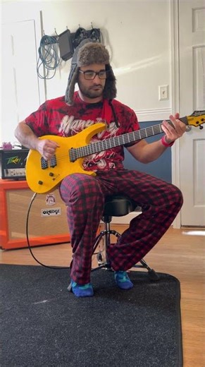 How to play 9 string guitar