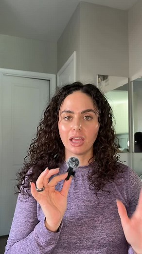 6K views · 49 reactions | I love gifting people good quality gifts that are meaningful and useful 﫶  I want to gift two of you one of these items of your choice.  To enter: ￼ 1. Must be following me ‍♀️ 2. Like and comment which item you would want!  3. BONUS: bookmark, repost, share to your stories  GIVEAWAY ENDS: Wednesday, November 26th at 2359 MST *IG only* | Ashley Lorena Adkins | Facebook