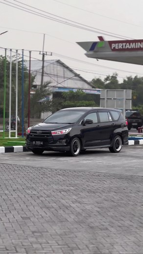 tetaplah hura hura🤪