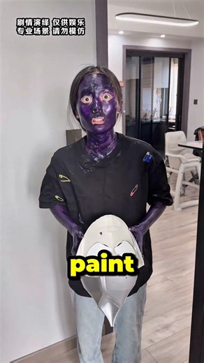 I’ve turned into a purple alien.👾