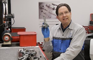 How to Replace a Mercedes Ignition Key Lock Buzzer Switch - On Demand Video | Product | MercedesSource.com