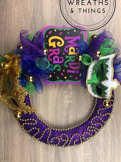 DIY Deco Mesh Mardi Gras Wreath Tutorial