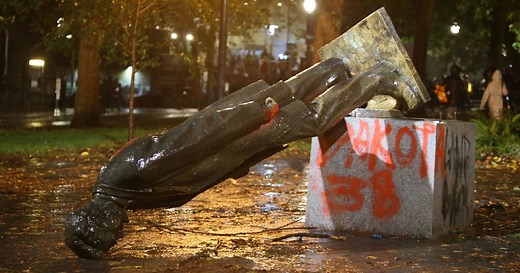 Portland protesters tear down statues of Abraham Lincoln, Theodore Roosevelt