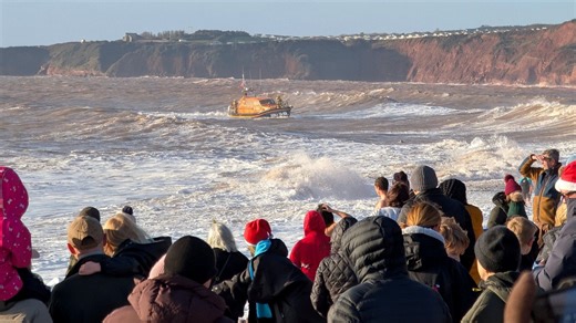 How Xmas dip turned into horror as 2 swimmers missing after 'dreadful' waves