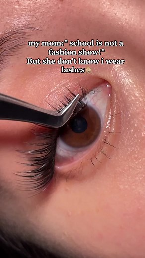 SAME??😭 #lashesathome #clusterlashes #lashesoftiktok #lashextensions #tiktokmademebuyit #Russianstriplashesuk #lashmapping #diylashextensions #hybirdlashes #uk #lashtutorial #springsale #springvibes