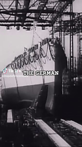 When One Shell Split HMS Hood in Two #TopDefenseNews #TDF #shorts | hood news