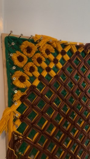 1.3M views · 24K reactions | #sunflowers #christmasgifts #handmadecrafts #crafting #crafts | PomtasticMcr | Facebook