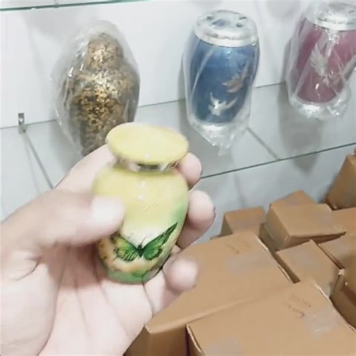 Mini Butterfly Keepsake Urn: Cremation Keepsake | 3 Inches Funeral Urns | Holder for Ashes - Etsy