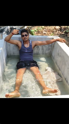 “क्या रे… Jacuzzi में कभी नहाया है? 😏💦” #bssinga628