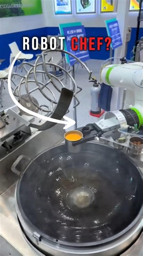 This Robot Cooks 5-Star Meals So You Don’t Have To 🤯