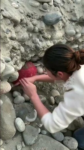 Outdoor Jade Digging