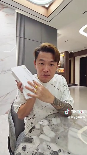 GC团队八月发奖金！数钞票的快乐，你懂吗？😅