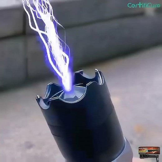 Tactical Flashlight with Self-Defense Features