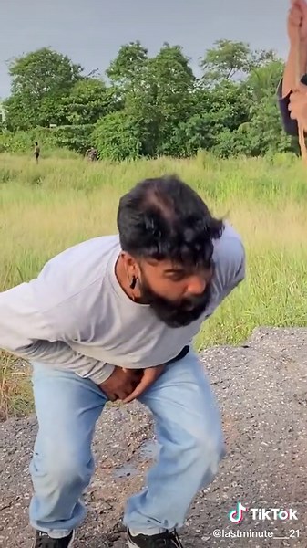 ‏#lastminute__21 #viralvideo #foryoupage #trending #comedy #ComePlay