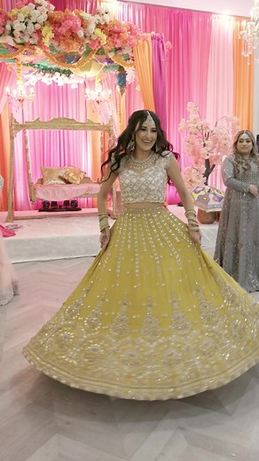 Bride's Stunning Mehndi Night Dance Performance for Groom