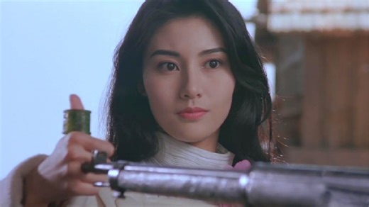 当年的李嘉欣真的是美的惊天地泣鬼神，一笑万古春，一啼万古愁