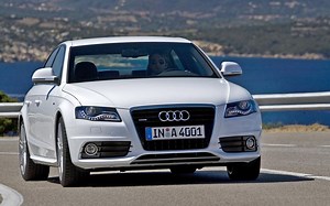 外媒试驾新奥迪A4 弯道不如宝马3系 豪华性不如奔驰C级？