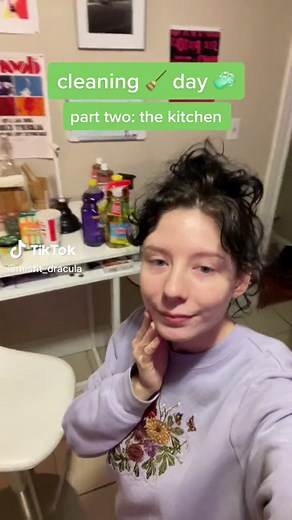 clean the kitchen with me! #fyp #cleantok #cleaning #cleanwithmemotivation #cleaningmotivation