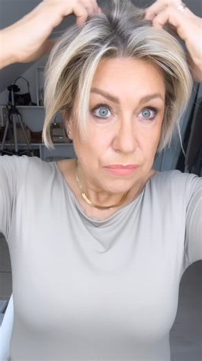 842K views · 4.2K reactions | Styling-Idee für kurze Haare | Blog4over40 | Facebook