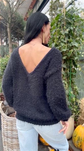 Hand knit merino wool mix, open back pullover, by Franka-Store 🐦‍⬛