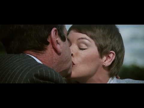 Hopscotch Full movie 1980