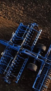 This is it‼✅ RUBIN 12 Compact Disc Harrow ↔️ From 3 m to 7 m working width 🚜 Tractors between 99 - 412 kW ↕️ Working depth up to 20 cm #lemken #Rubin12 #discharrow #tillage #agriculture | LEMKEN