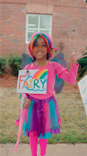 The Vocabulary Parade is all about helping students fall in love with reading while celebrating creativity. Students show up dressed as nouns, verbs, and adjectives they dreamed up themselves, and students across campus show up to cheer them on! From preschool to high school, it’s become a favorite tradition full of big smiles, bold costumes, and lots of school pride. We’re so proud of the creativity, confidence, and joy our students bring every single year. #betheone #brookstoneschool | Brookst