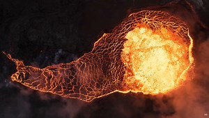 Incredible Photography Into the Heart of an Active Volcano