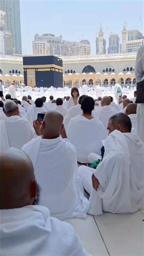 Allahhuallah #makkah #loveallah #kaaba #allah #islamicprayer #youtubeshort #naatsharif #shorts 🤲🕋