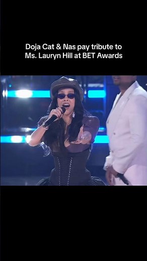 Doja Cat & Nas pay tribute to Ms. Lauryn Hill at 2026 BET Awards #dojacat #laurynhill #betawards