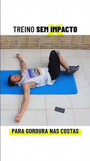 Treino sem impacto pra atacar a gordura das costas e o melhor: só com o peso do corpo!