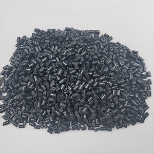 [Hot Item] PA66 CF45 Carbon Fiber Reinforced Plastic Pellets for Automotive Parts