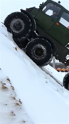 XPEN 8x8 Articulated Amphibious Vehicle overcomes ALL obstacles! 😯😲 | Russian Extreme Offroad Trucks