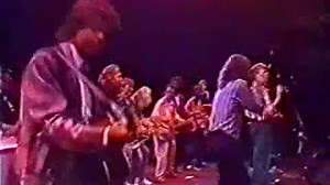 David Bowie & Mick Jagger - Dancing In The Street Chords (Live) - ChordU