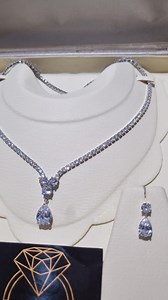 BIG NEWS! Introducing our newest addition: the stunning Leaf Diamond Cut Set! Available in-store and online NOW - which way will you shop? | Lexception
