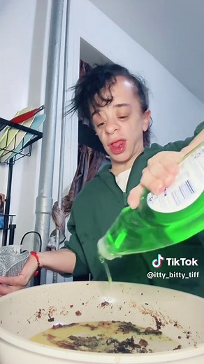 Itty Bitty (@itty_bitty_tiff)’s videos with Avoid Copyright - Wolf