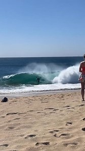 Perfect tubes, sunny skies, and blue water 🌊 #fyp #wedge #surf #socal #surfing #waves #beach #ocean #foryou #cylinders #firing #offshore | Surftocky Items