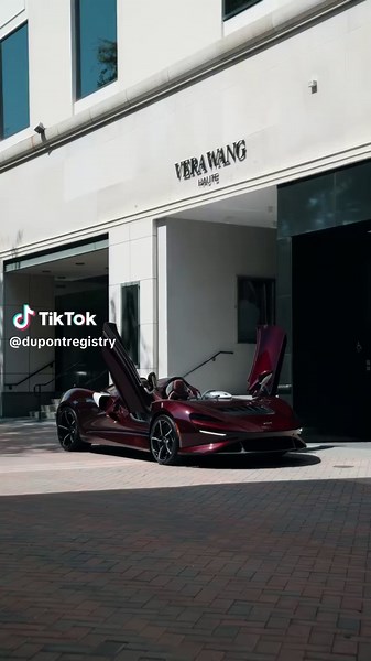 Red Carbon McLaren Elva: The Ultimate Supercar Experience