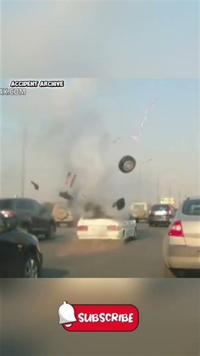 Car’s Trunk Suddenly Explodes in Traffic 😳 | Dashcam Shock